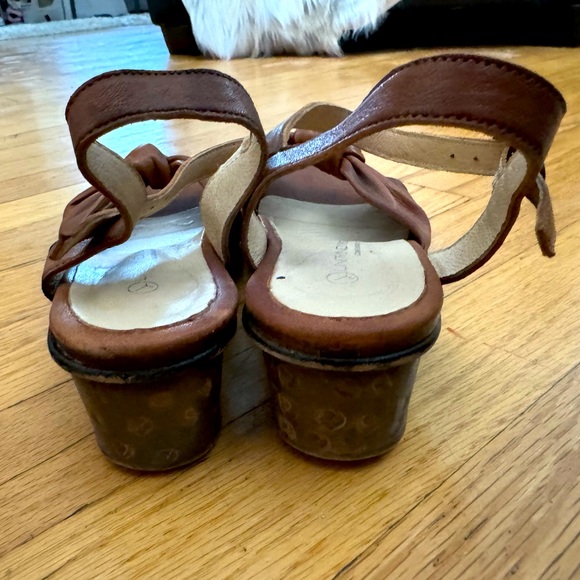 Unity In Diversity Leather Sandals - Picture 11 of 14